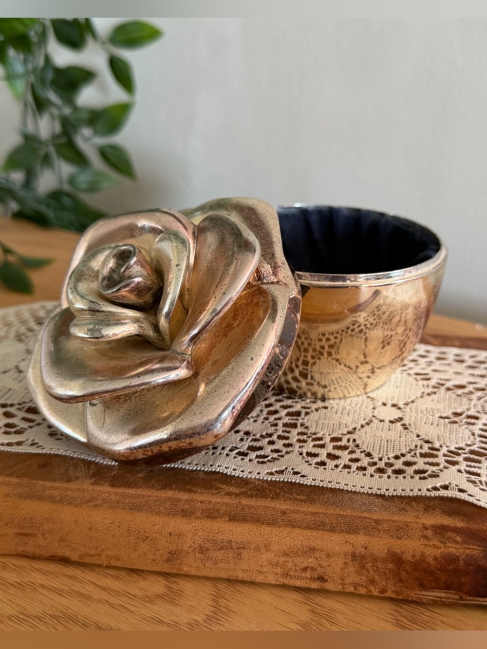 Silver Rose-Shaped Trinket Box